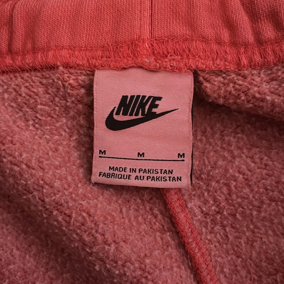 Fw23. StussyxNike collab new with tags never worn - Picture 3 of 6